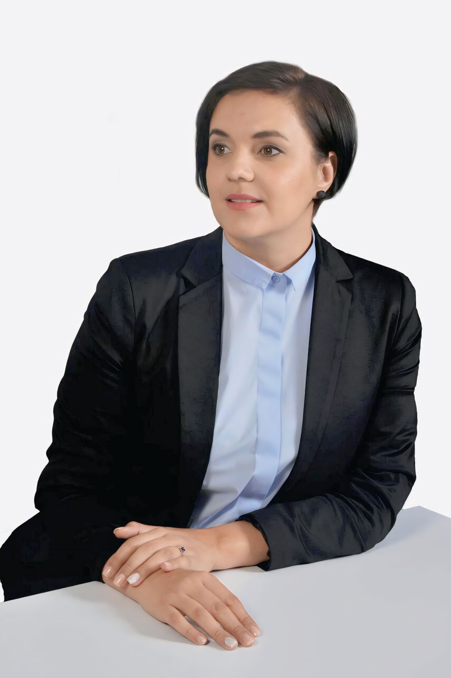 Corporate portrait photography Johannesburg — executive headshot on white by Eddie Mtsweni